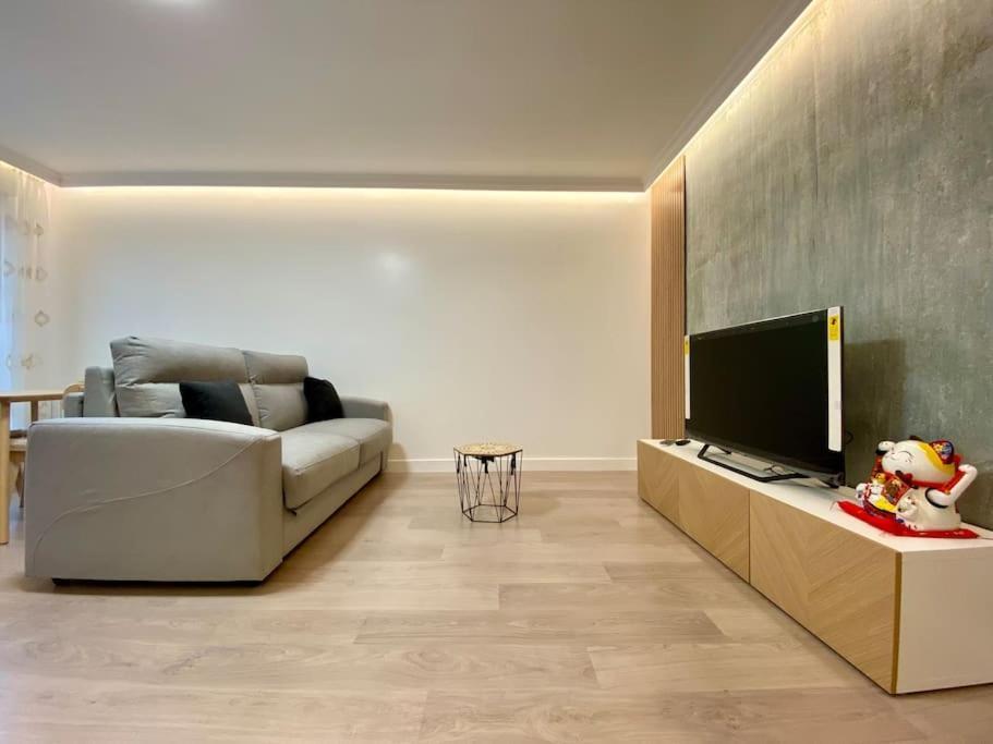 Suite Maximilien Near Disneyland Bussy-Saint-Georges Dış mekan fotoğraf